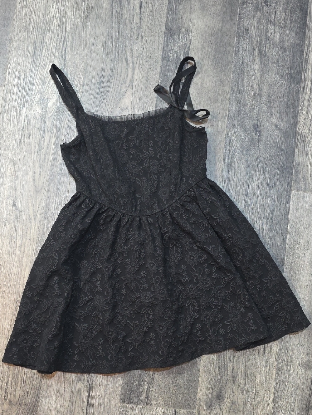Trixxi MINI DRESS with a fit-and-flare silhouette and bow details